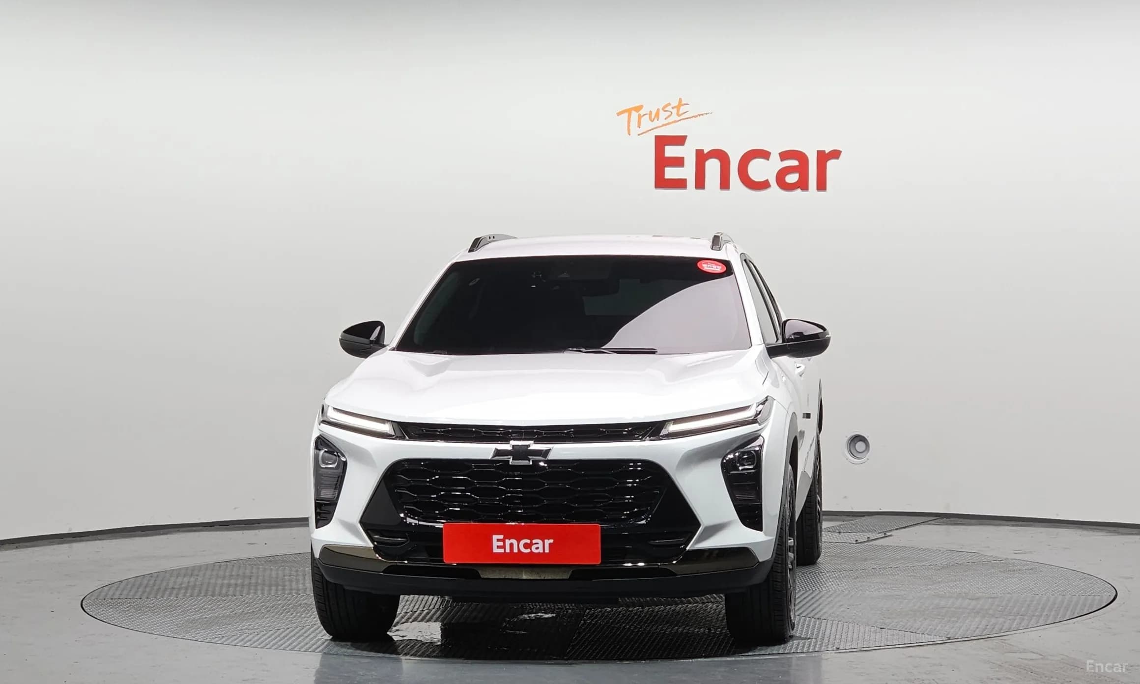 Trax Crossover
