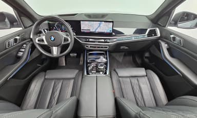X7 (G07)