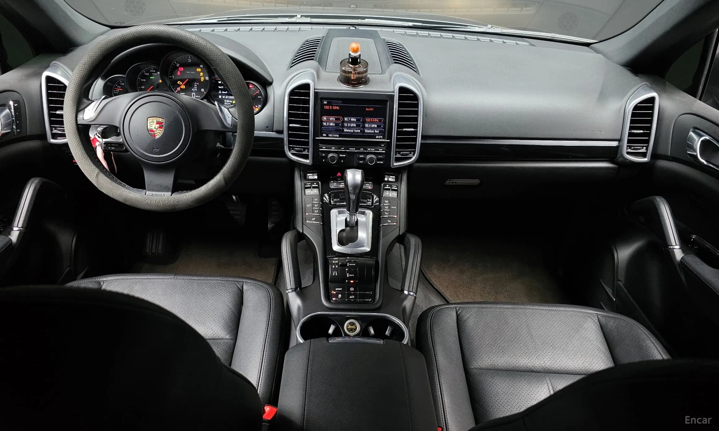 New Cayenne
