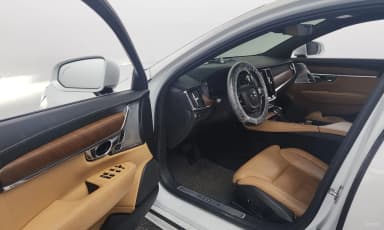 S90