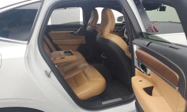 S90