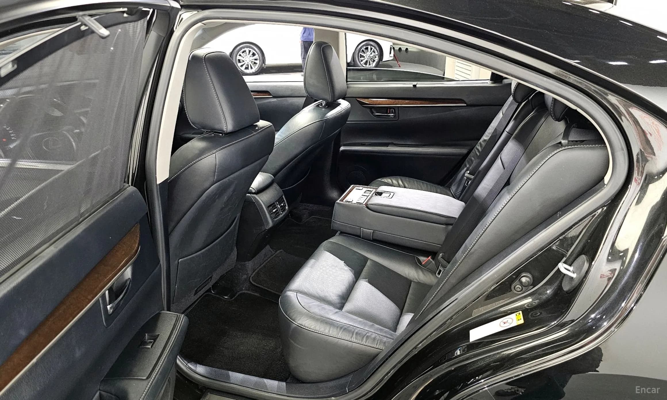 New ES350