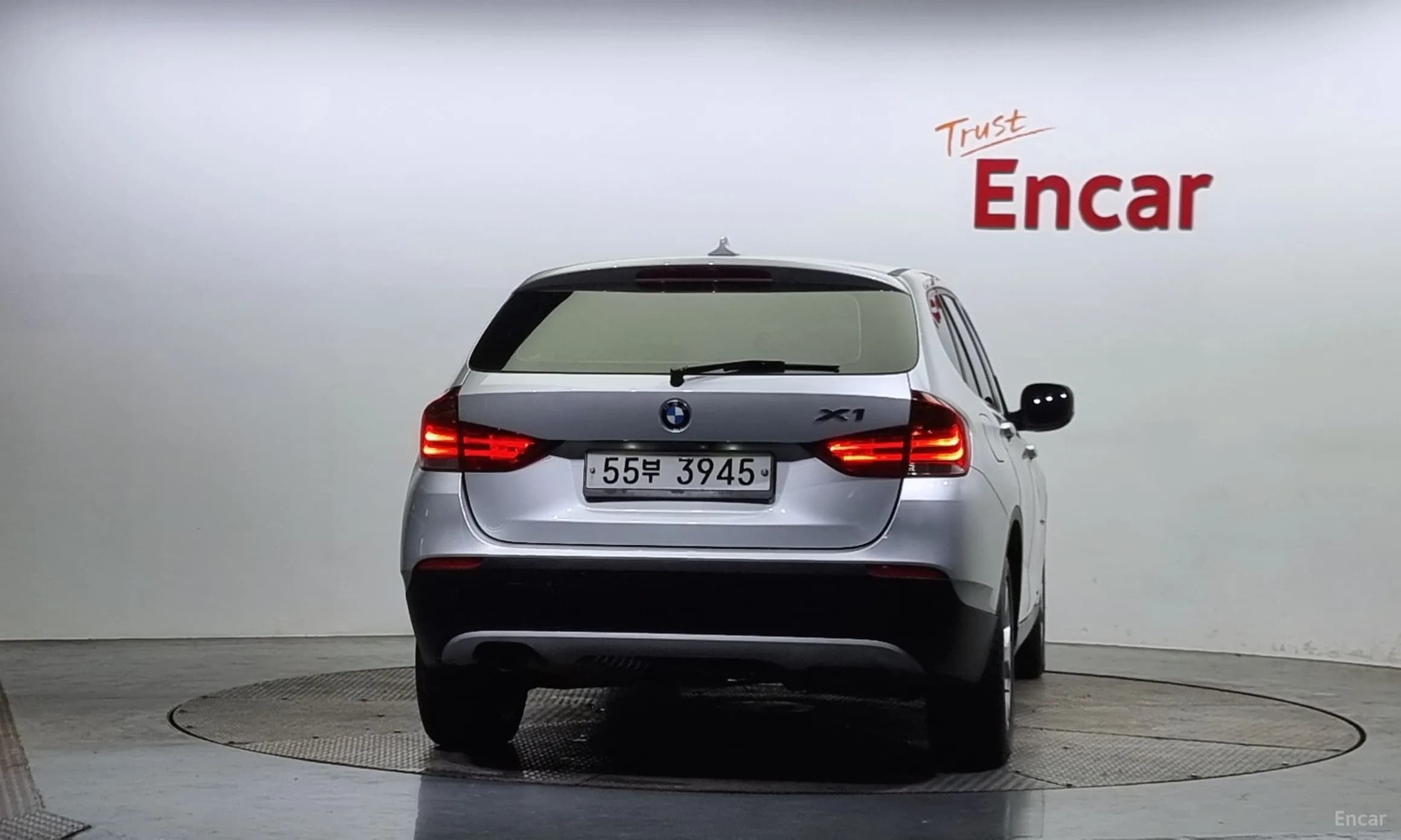 X1 (E84)