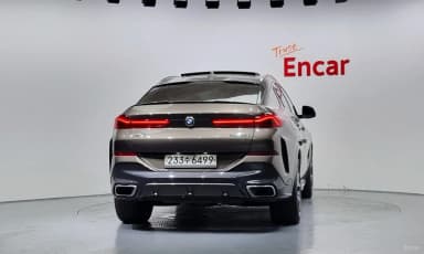 X6 (G06)