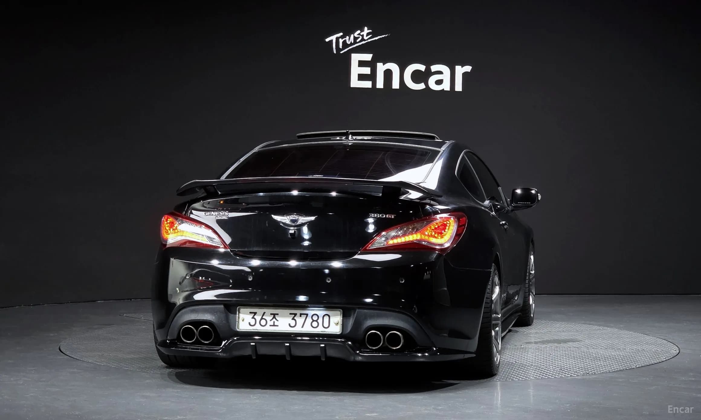 Genesis Coupe