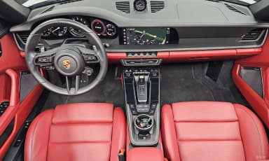 911 (992)