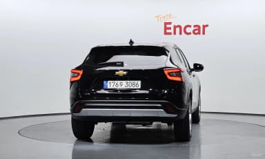 Trax Crossover