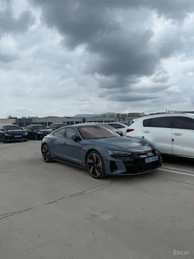 e-tron GT