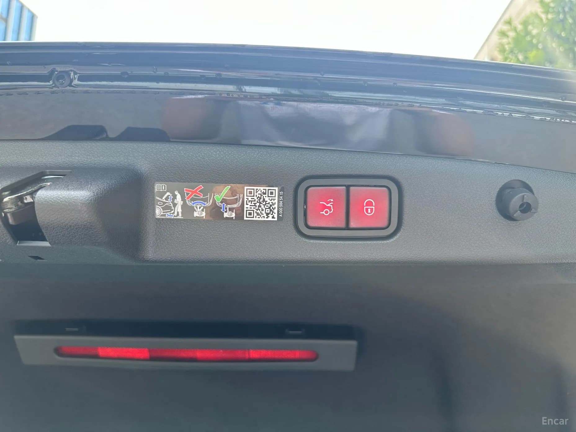 E-Class W214