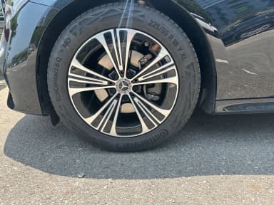 E-Class W214