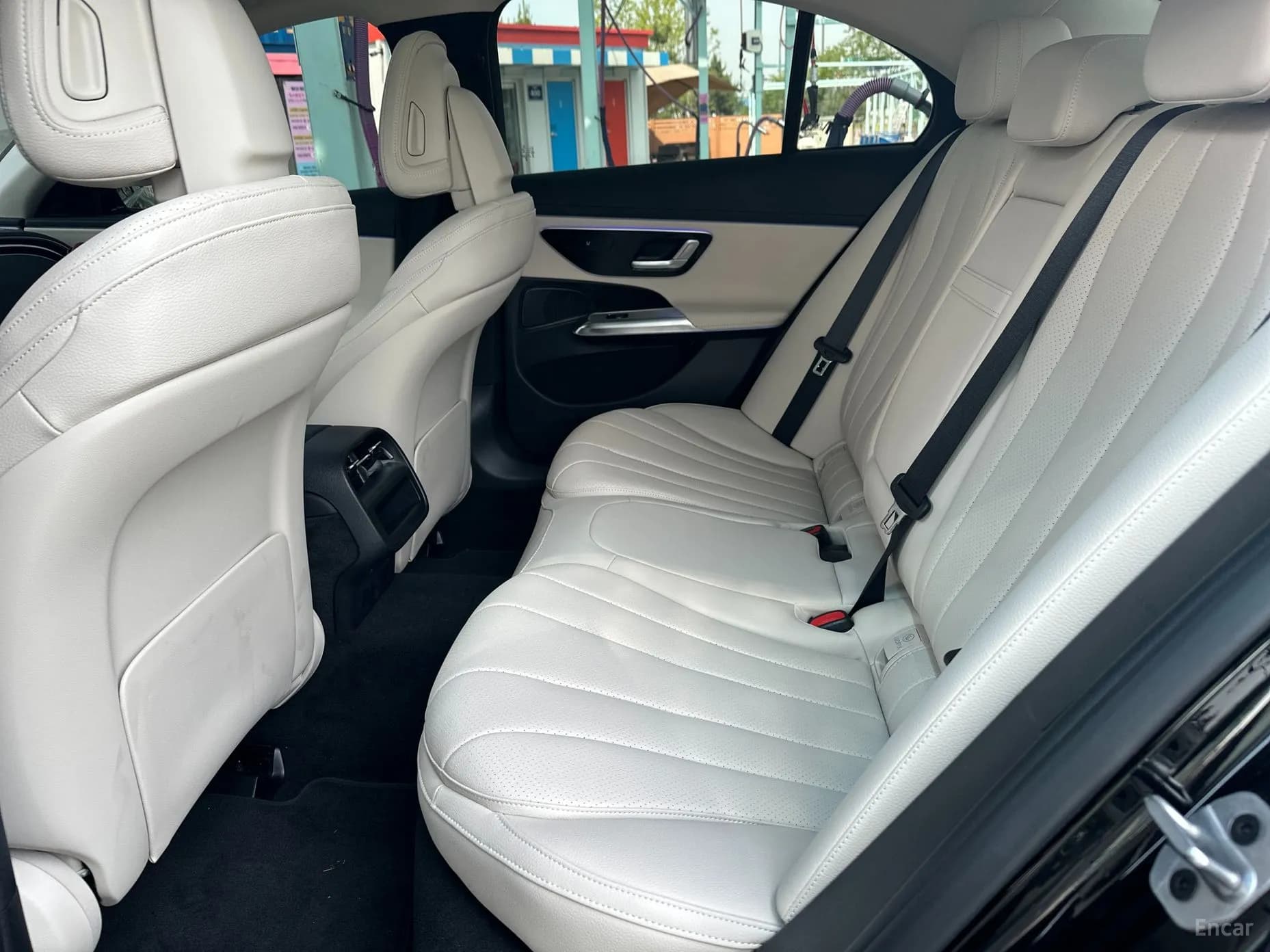 E-Class W214
