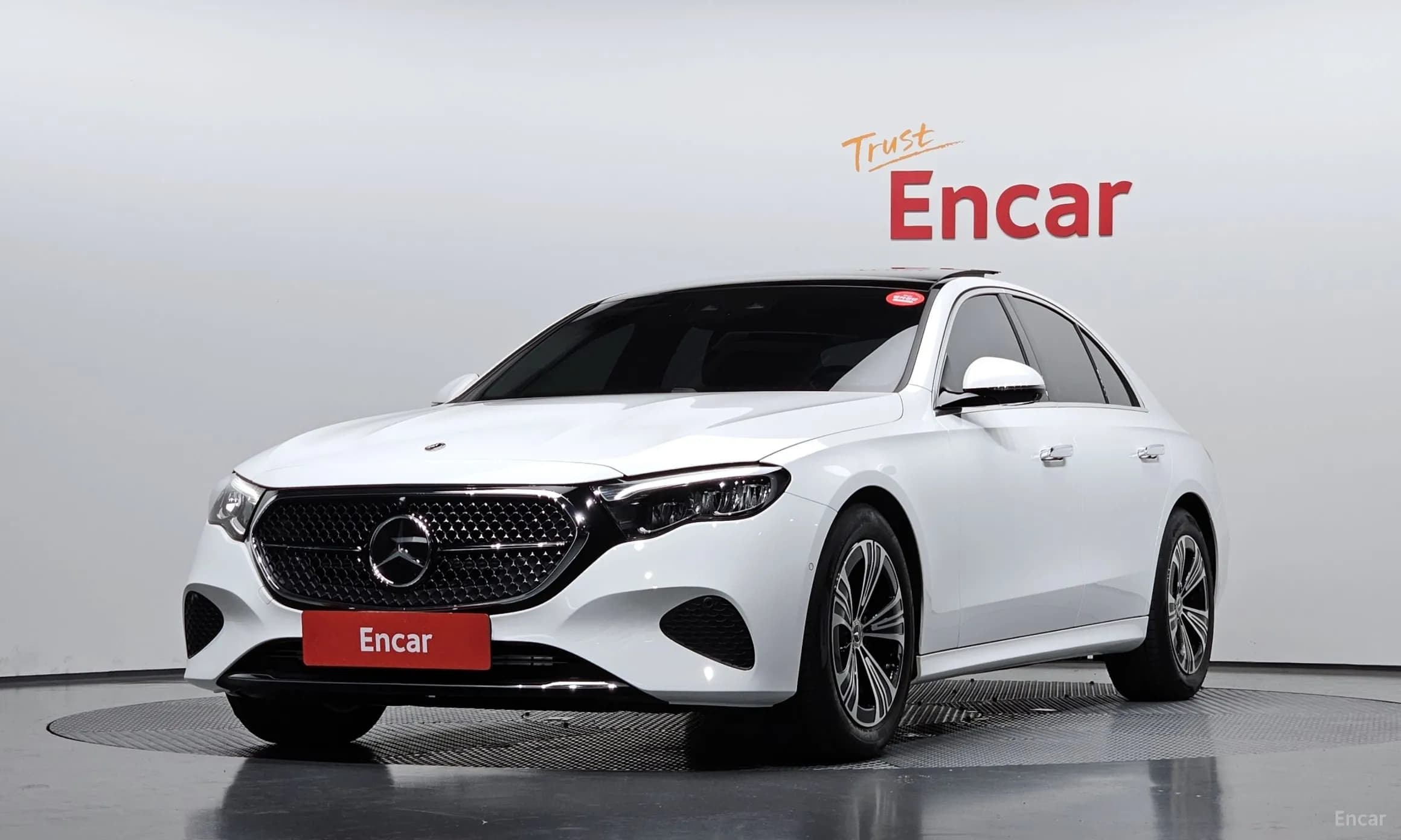 E-Class W214
