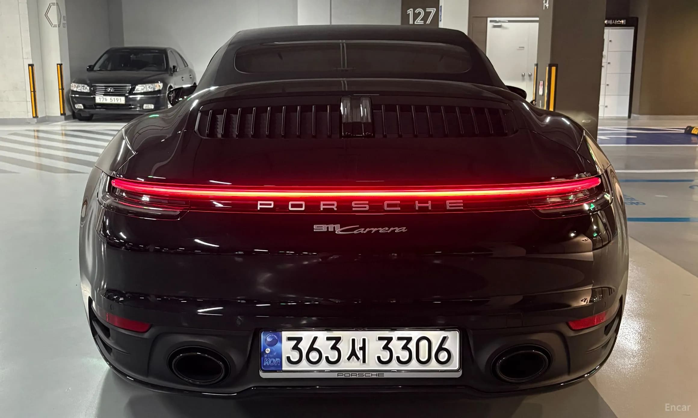 911 (992)