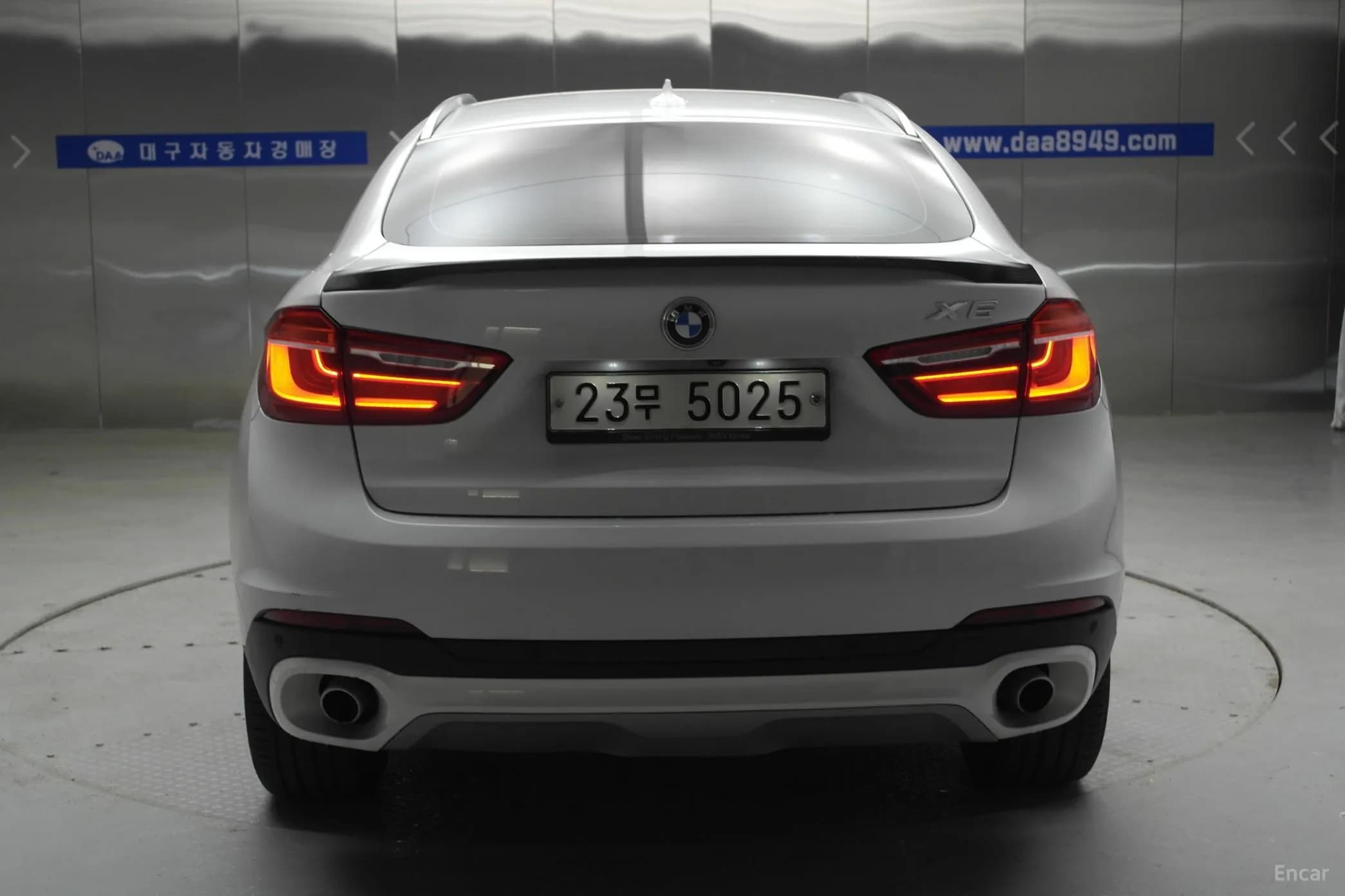X6 (F16)