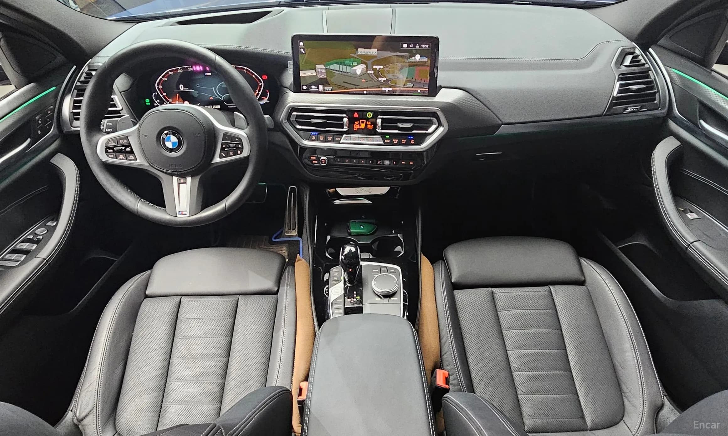 X4 (G02)