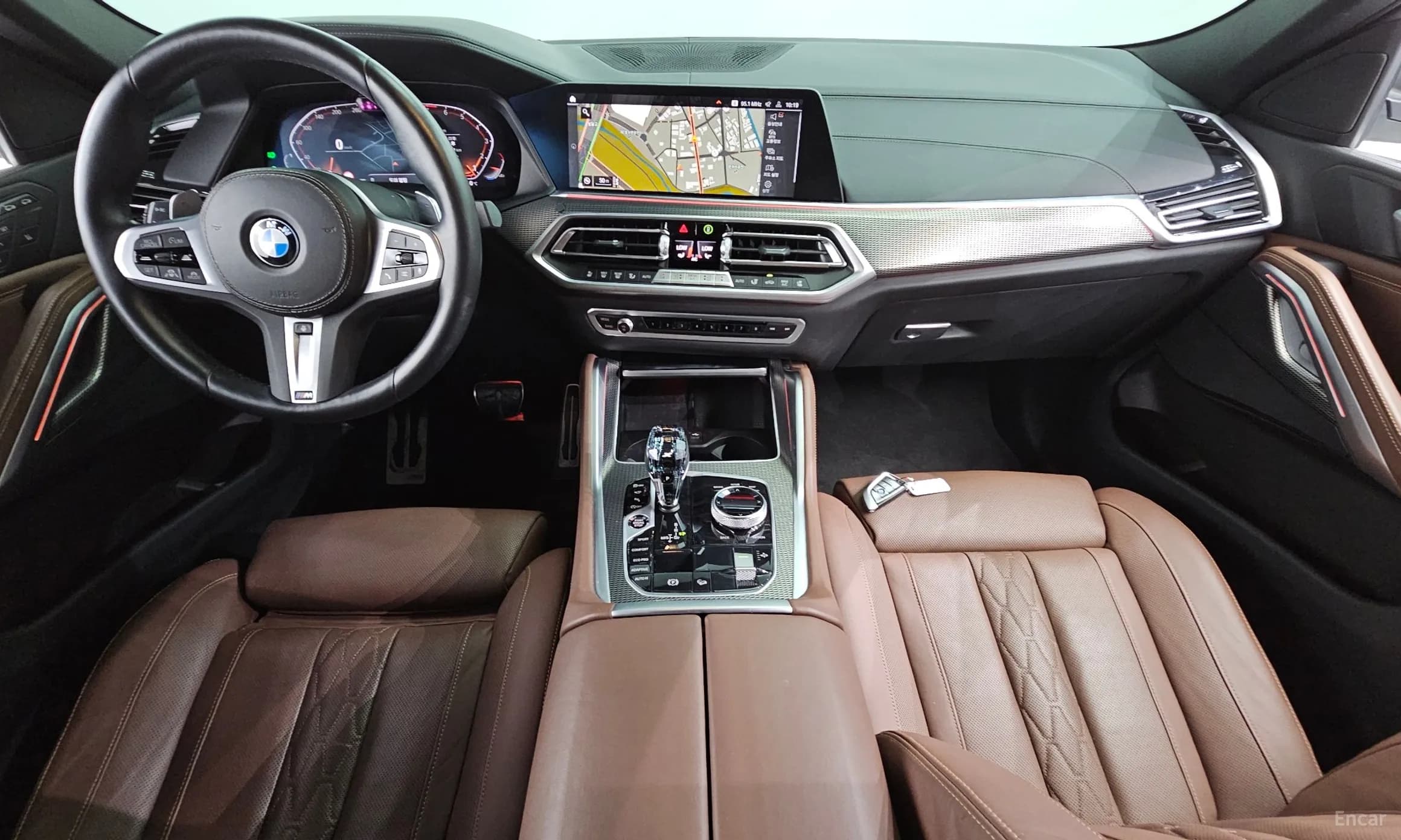 X6 (G06)