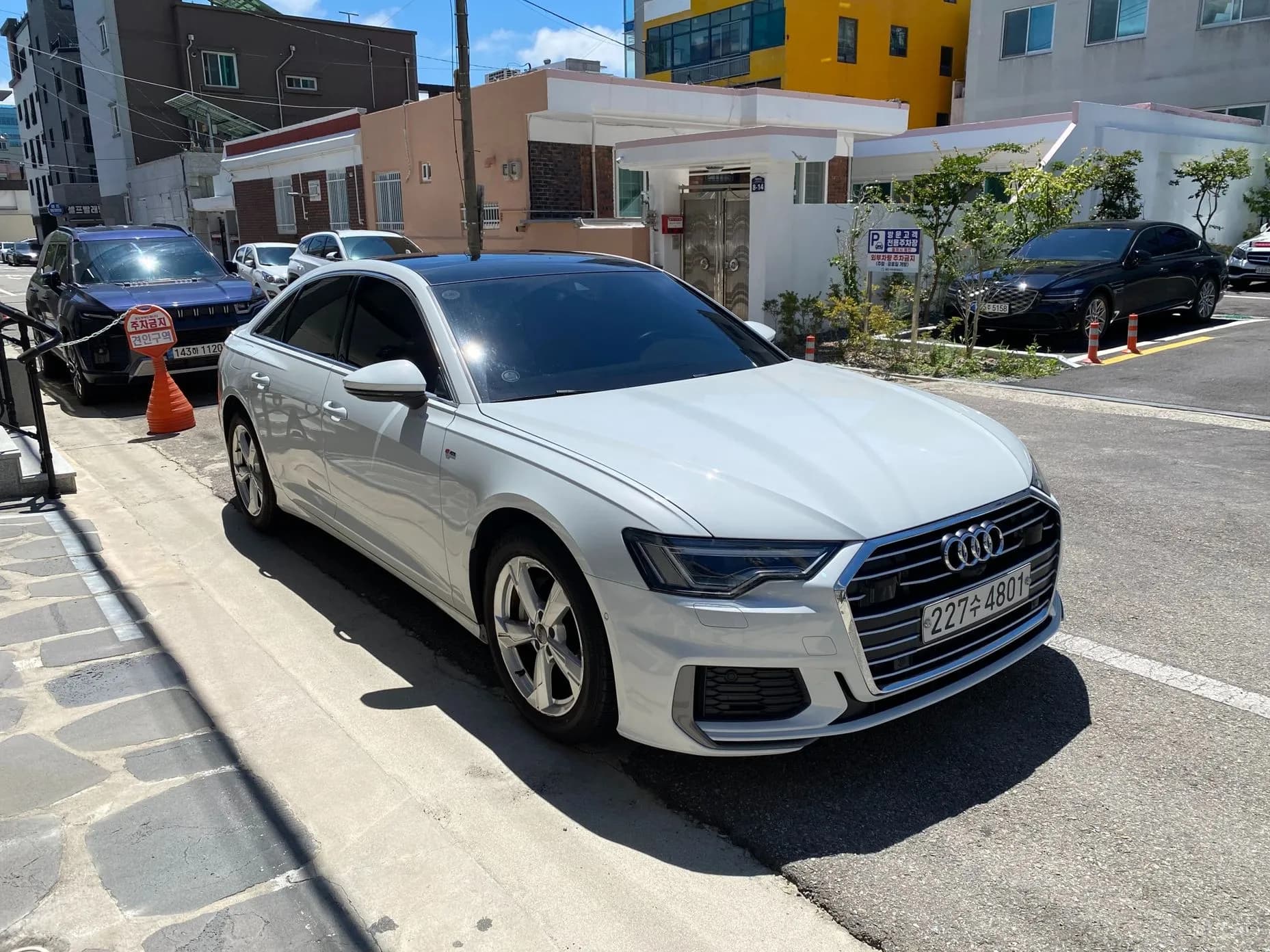 A6 (C8)