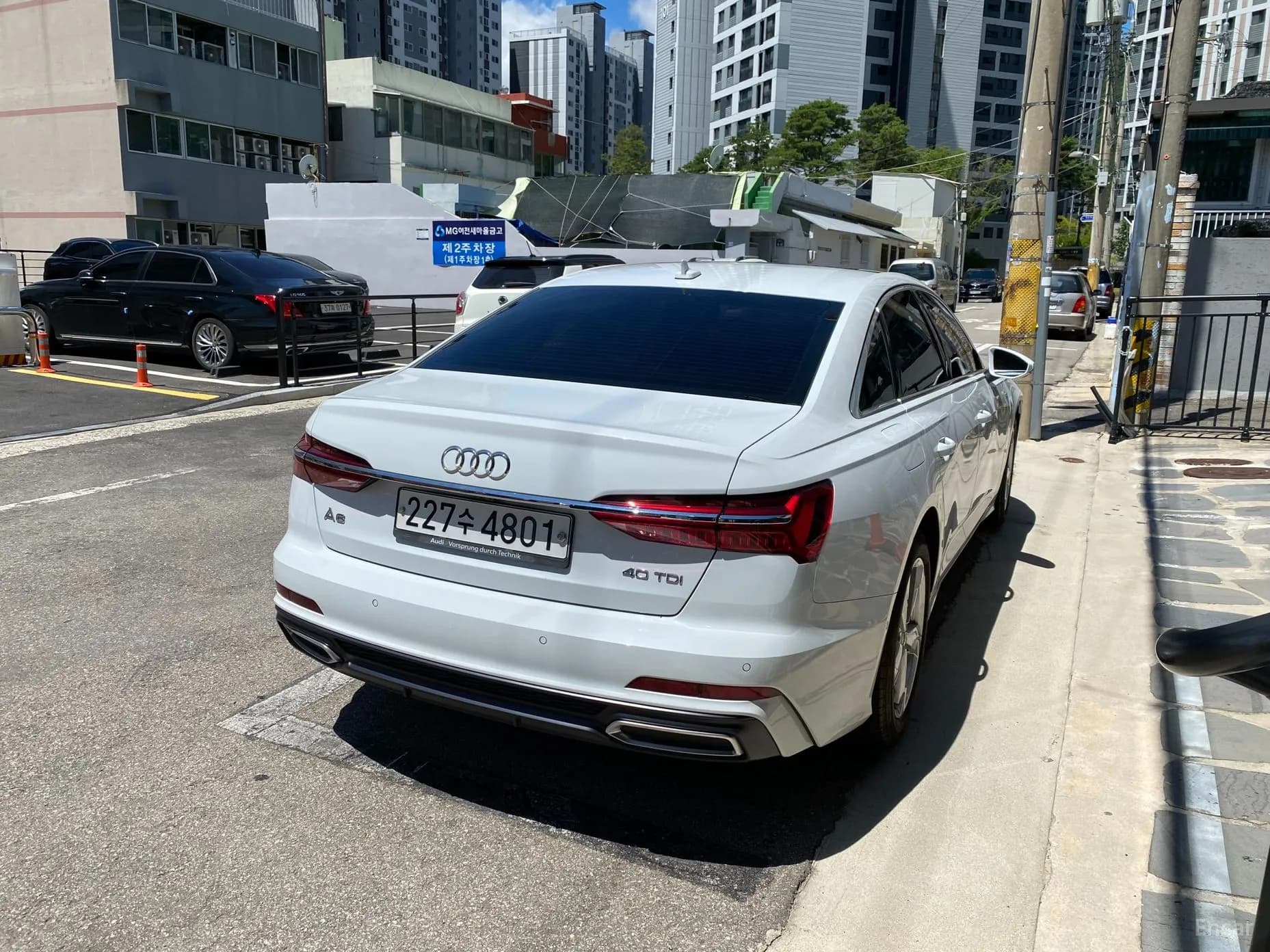 A6 (C8)