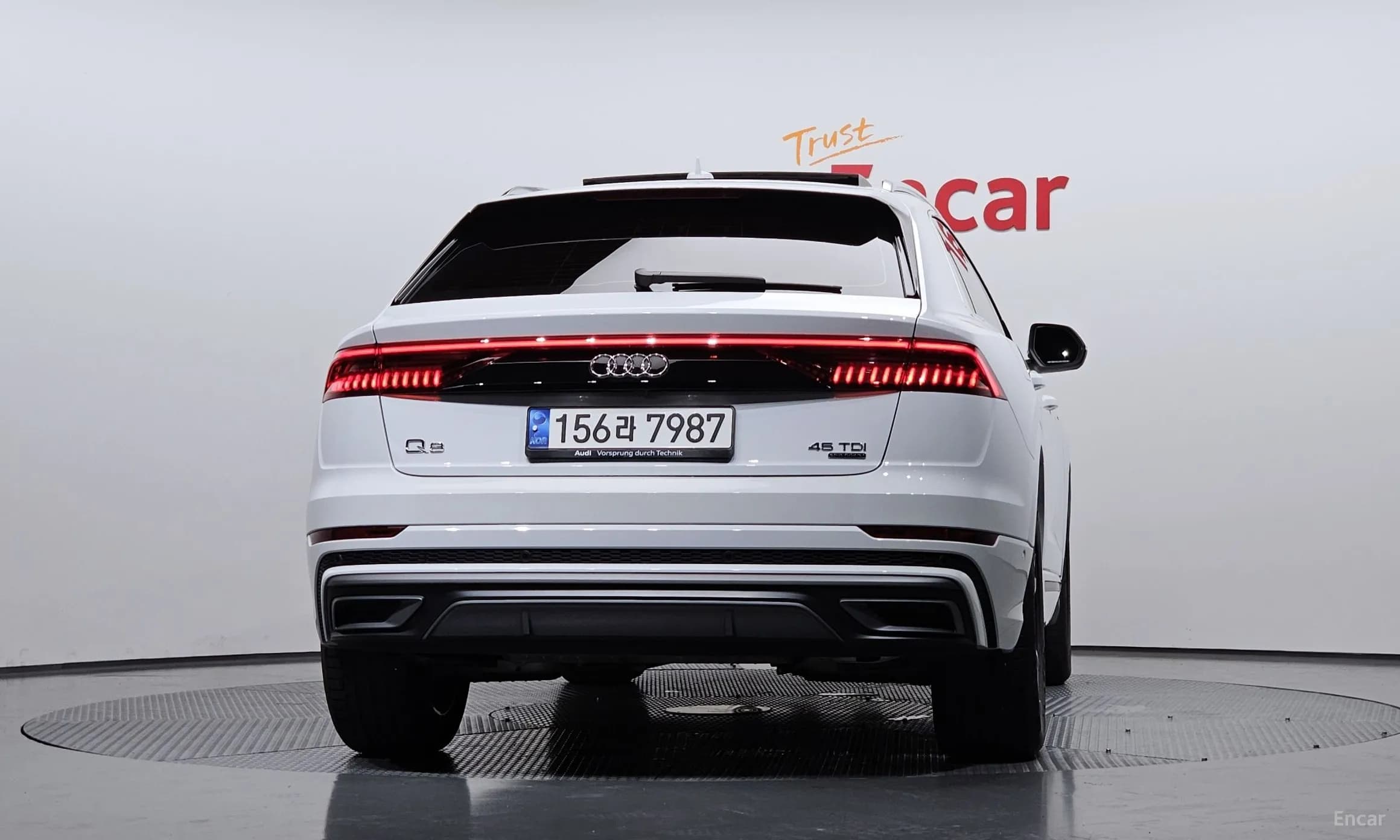 Q8 (4M)