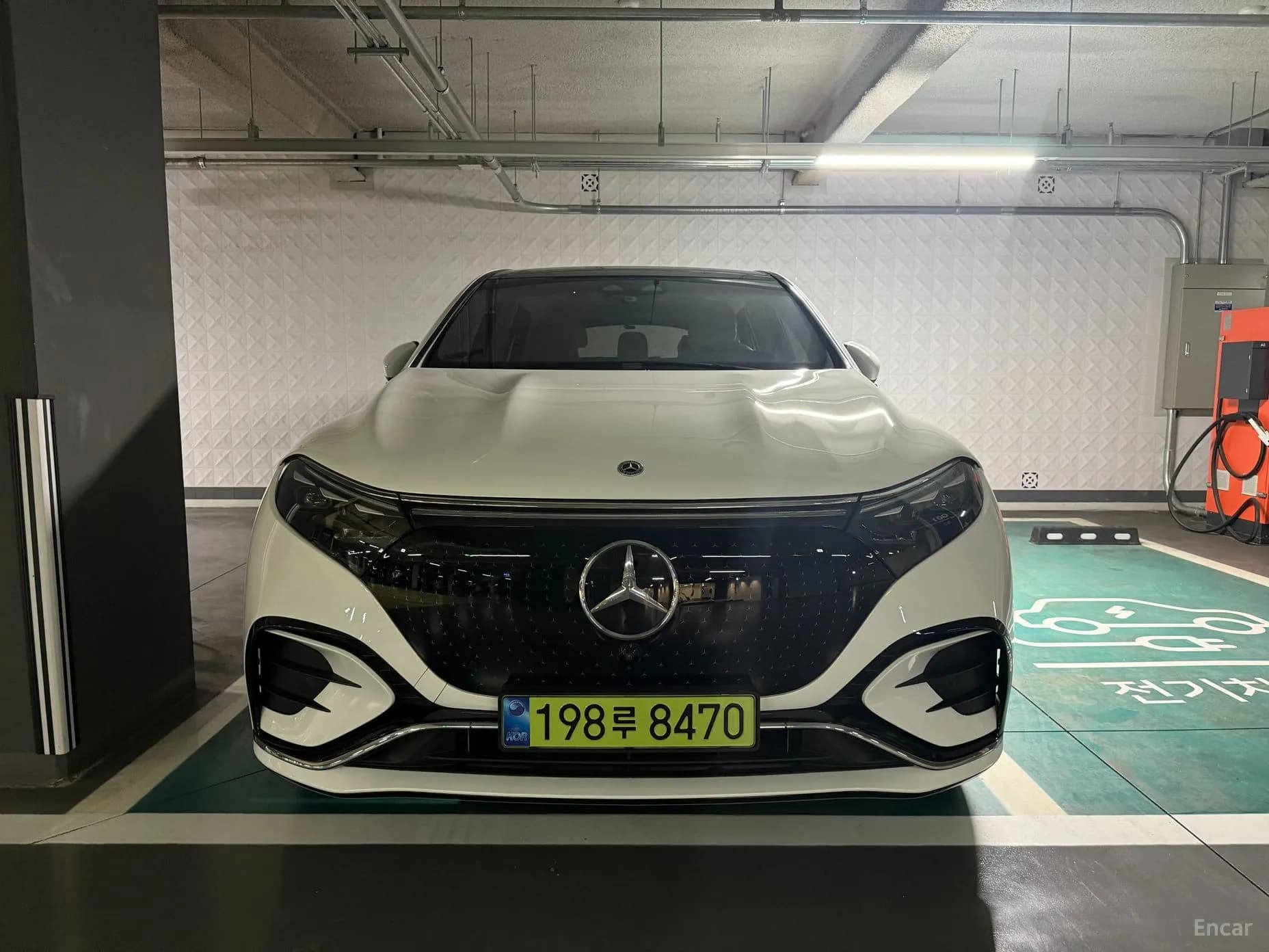 EQS SUV X296