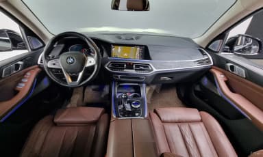 X7 (G07)