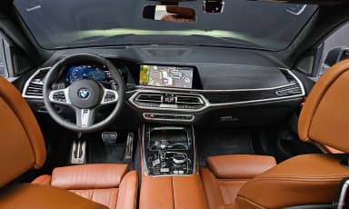 X7 (G07)