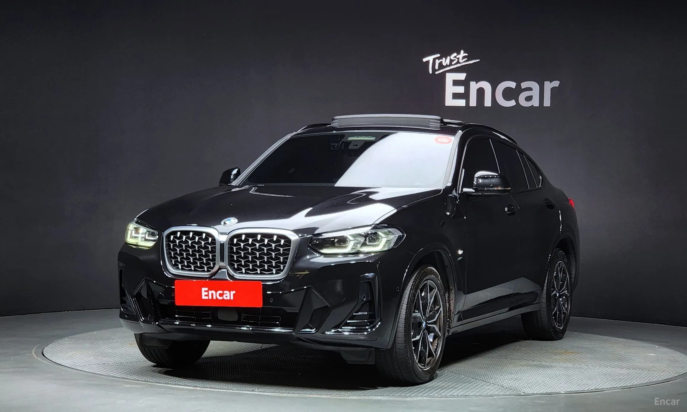 X4 (G02)