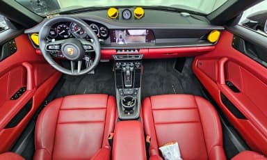 911 (992)