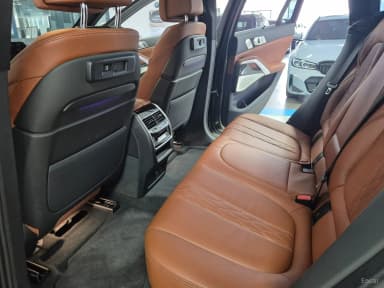 X6 (G06)