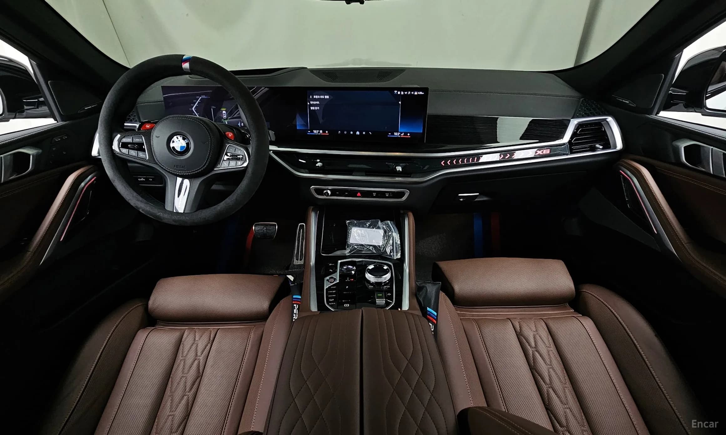 X6 (G06)
