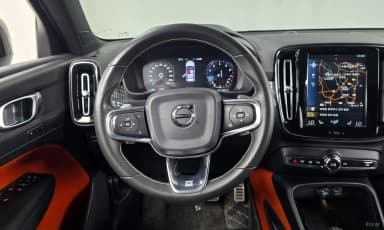 XC40