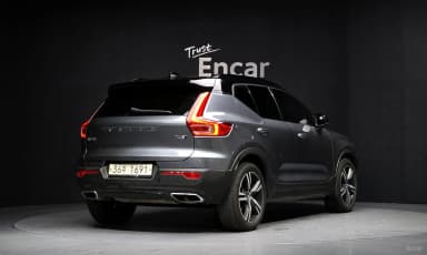 XC40