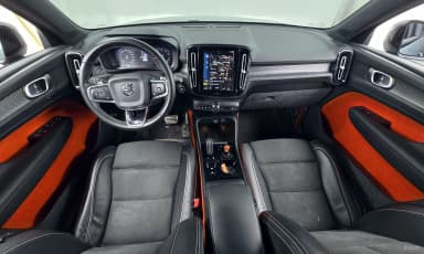 XC40