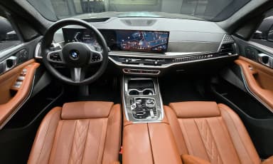 X7 (G07)