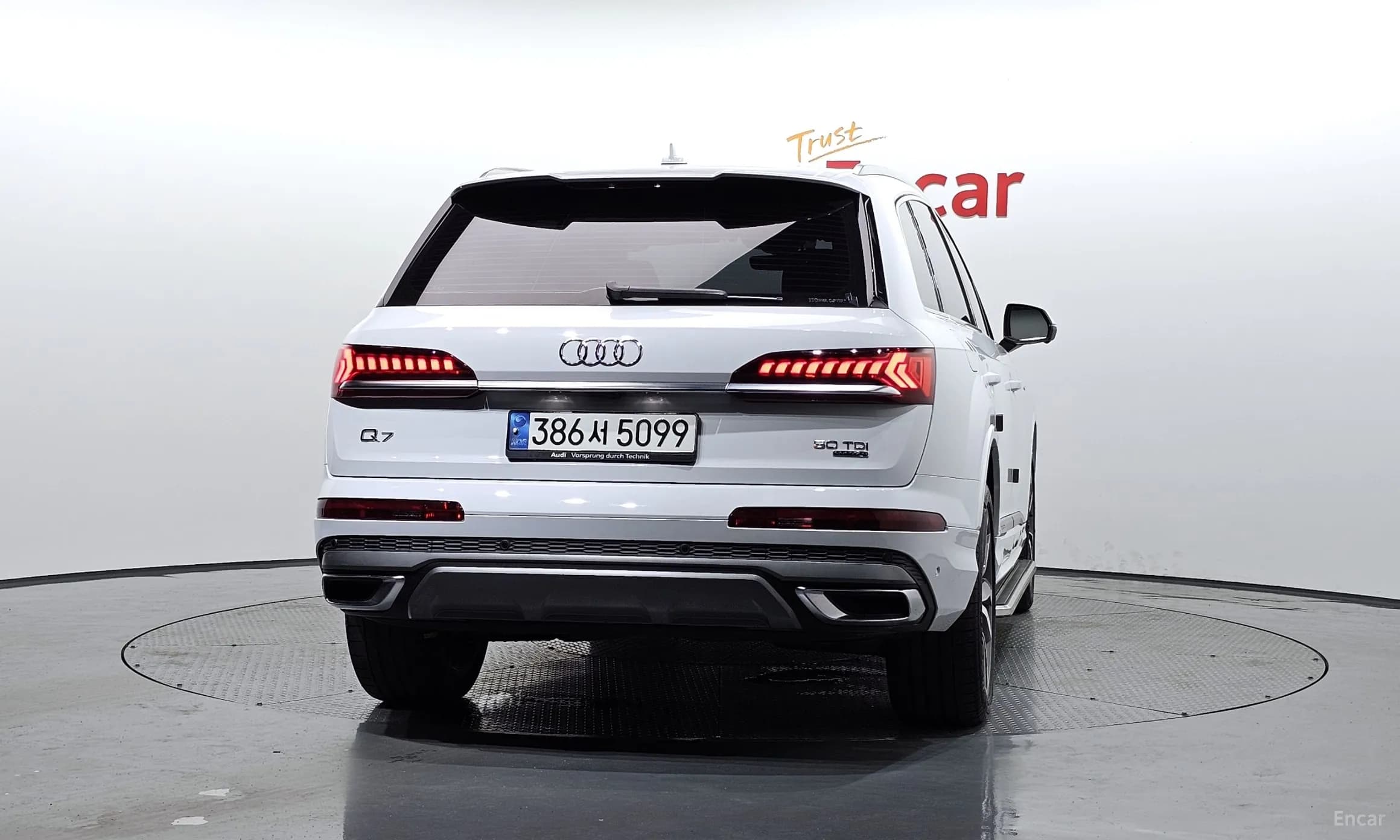 Q7 (4M)