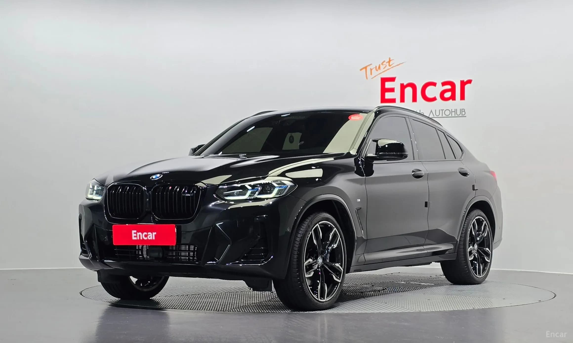 X4 (G02)