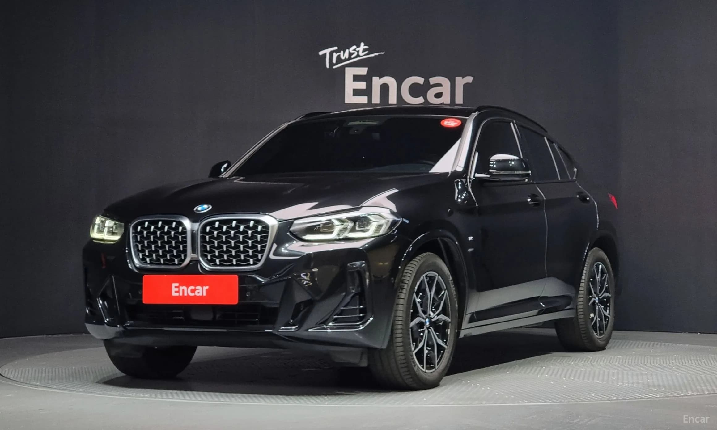 X4 (G02)