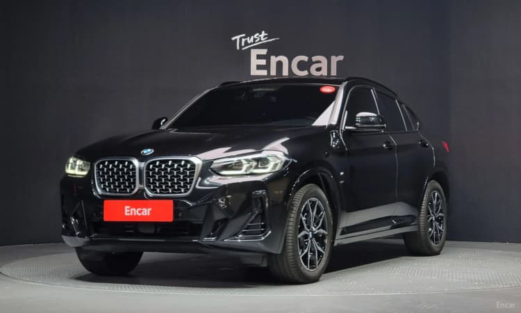 X4 (G02)