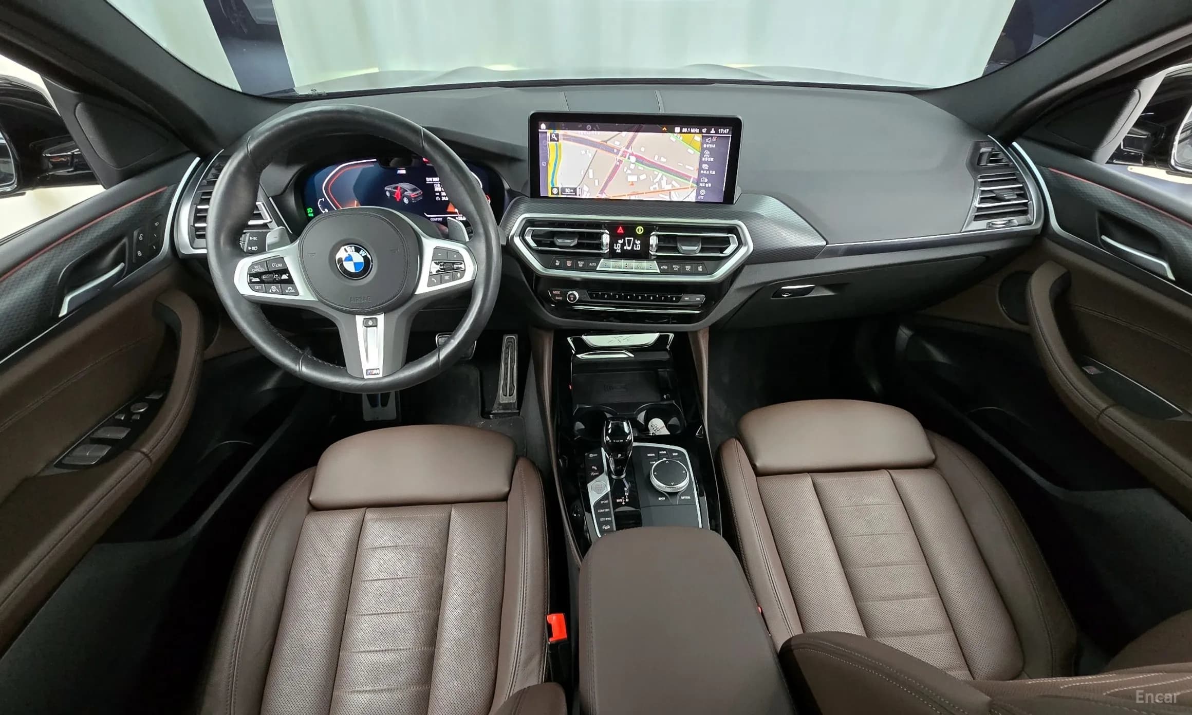 X4 (G02)