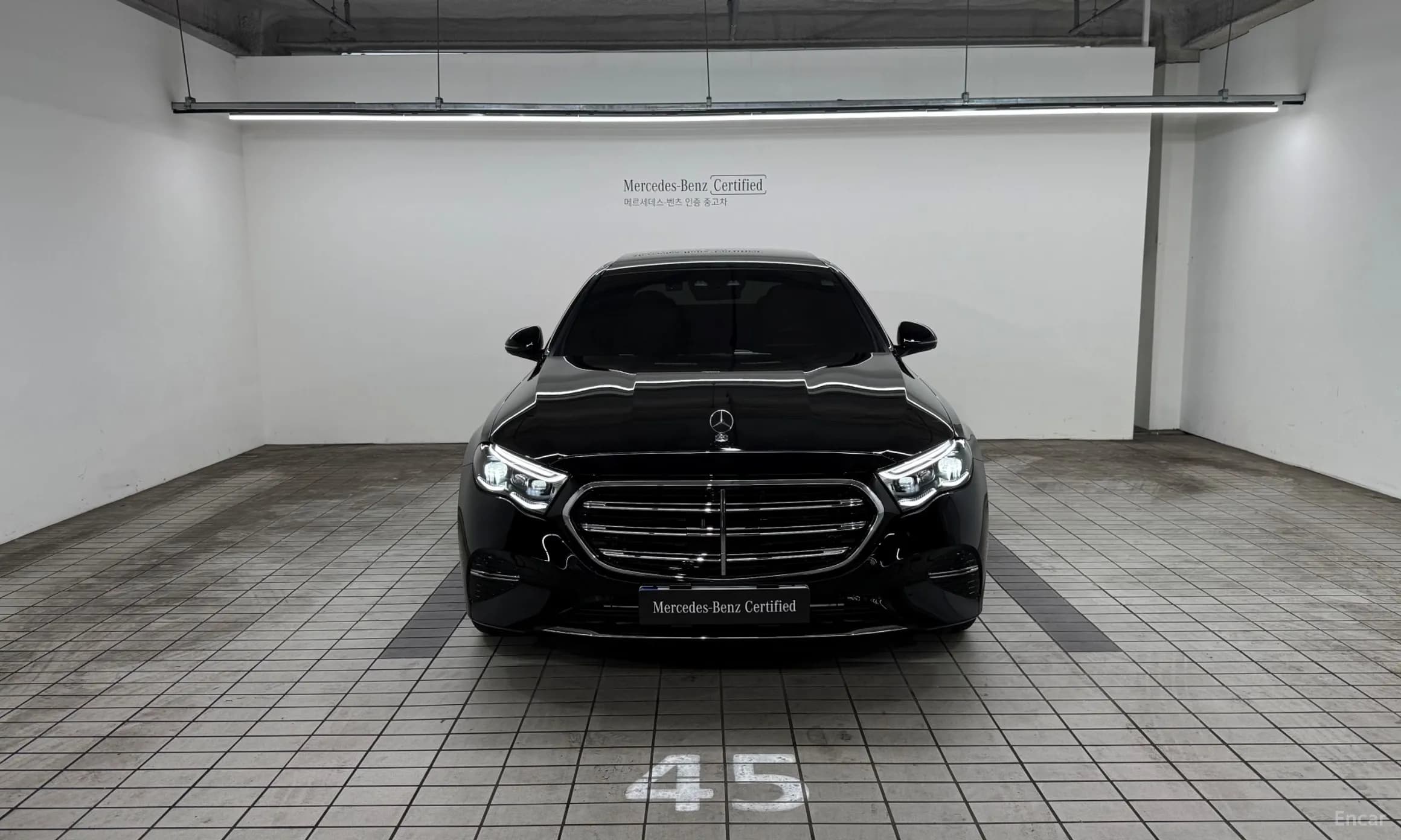 E-Class W214