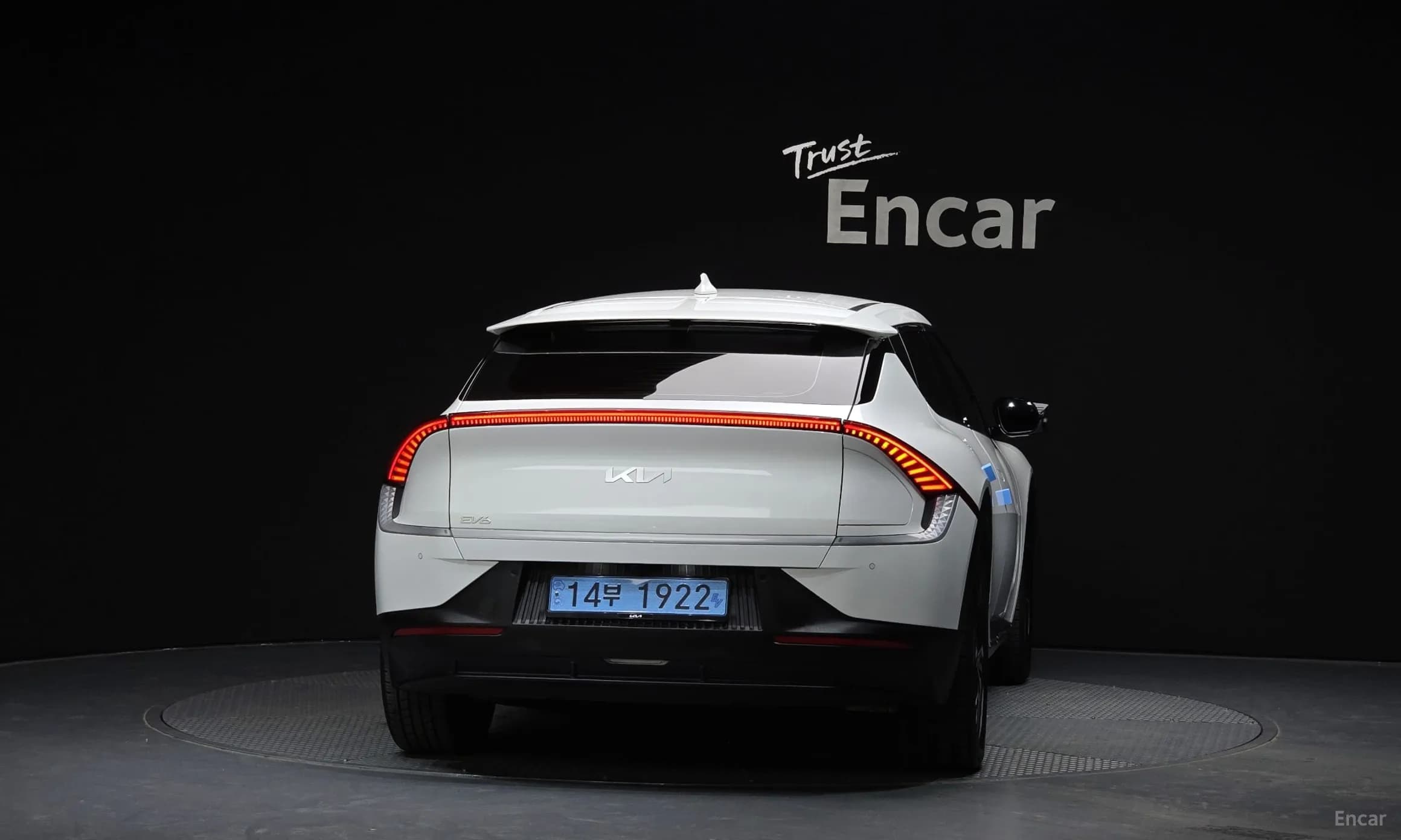 EV6