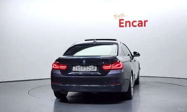 Series 4 (F32)