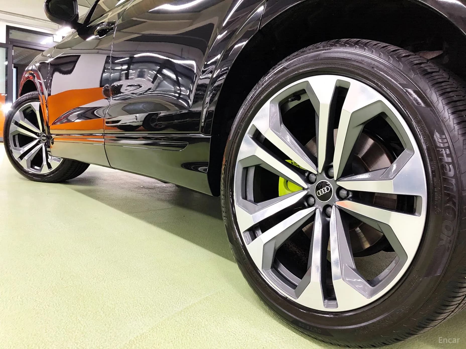 Q8 (4M)