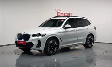 iX3
