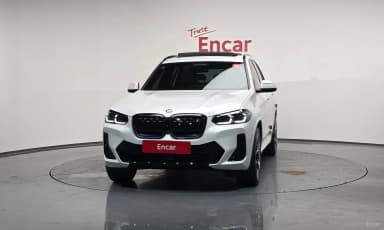 iX3