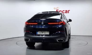 X6 (G06)