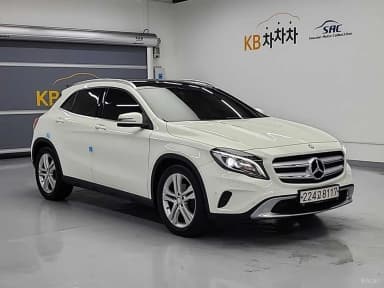GLA-Class X156