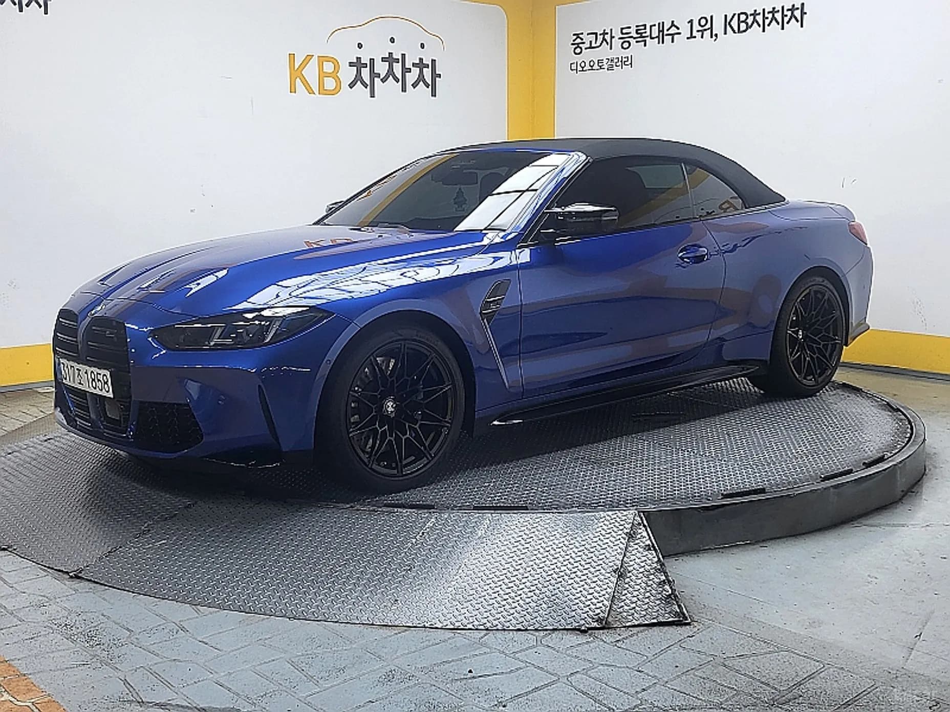 M4 (G82)