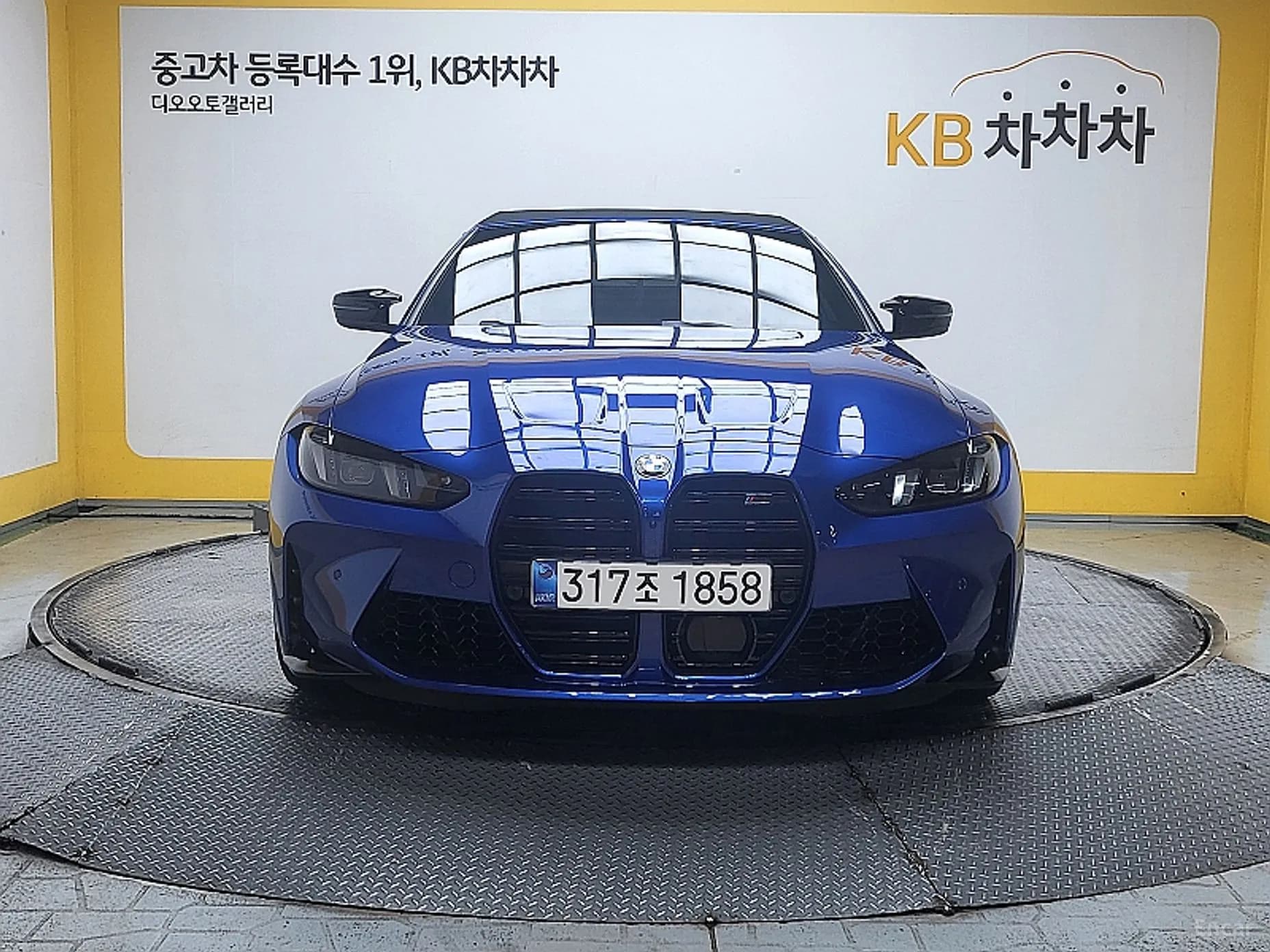 M4 (G82)