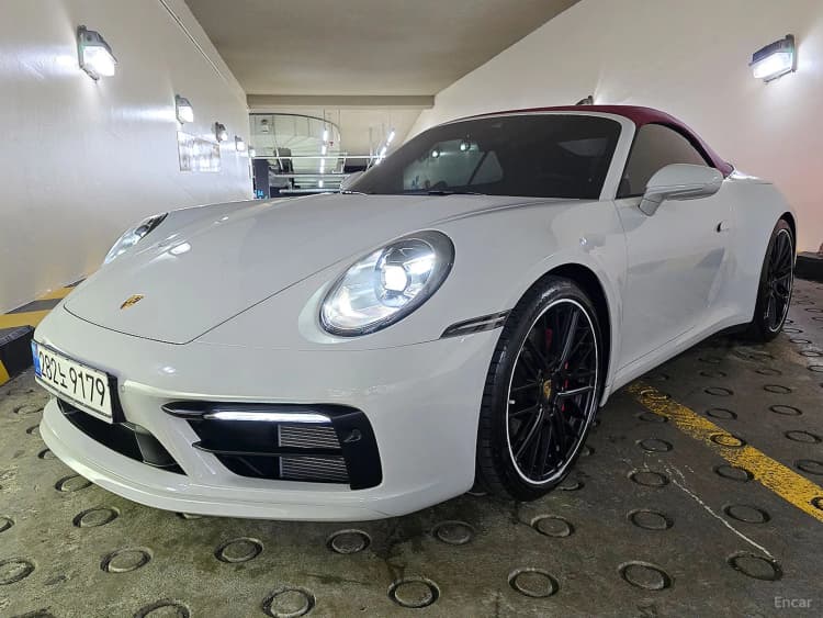 911 (992)